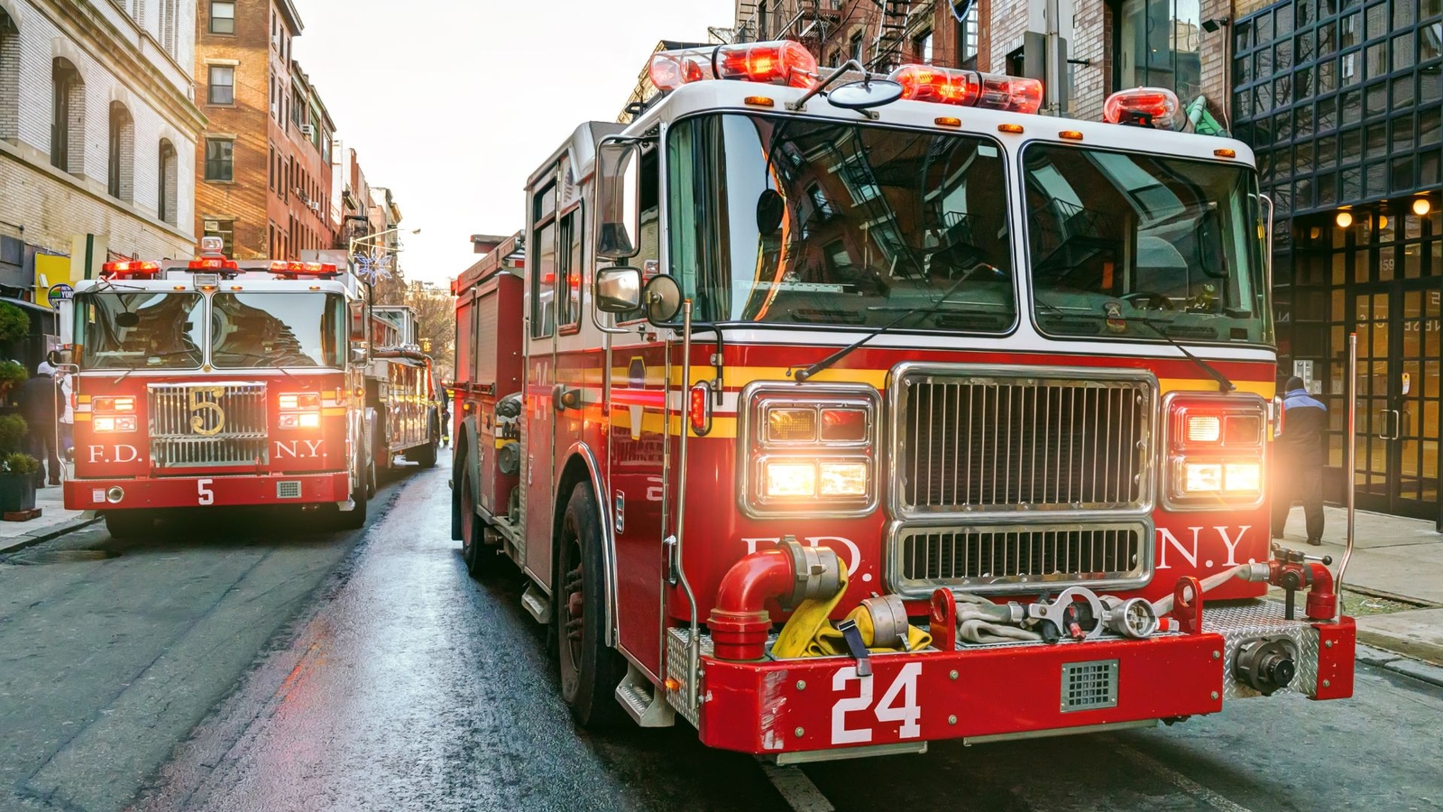 Fire rips through Glen Cove Hospital in Nassau County, Long Island NY, damaging emergency room - ABC7 New York