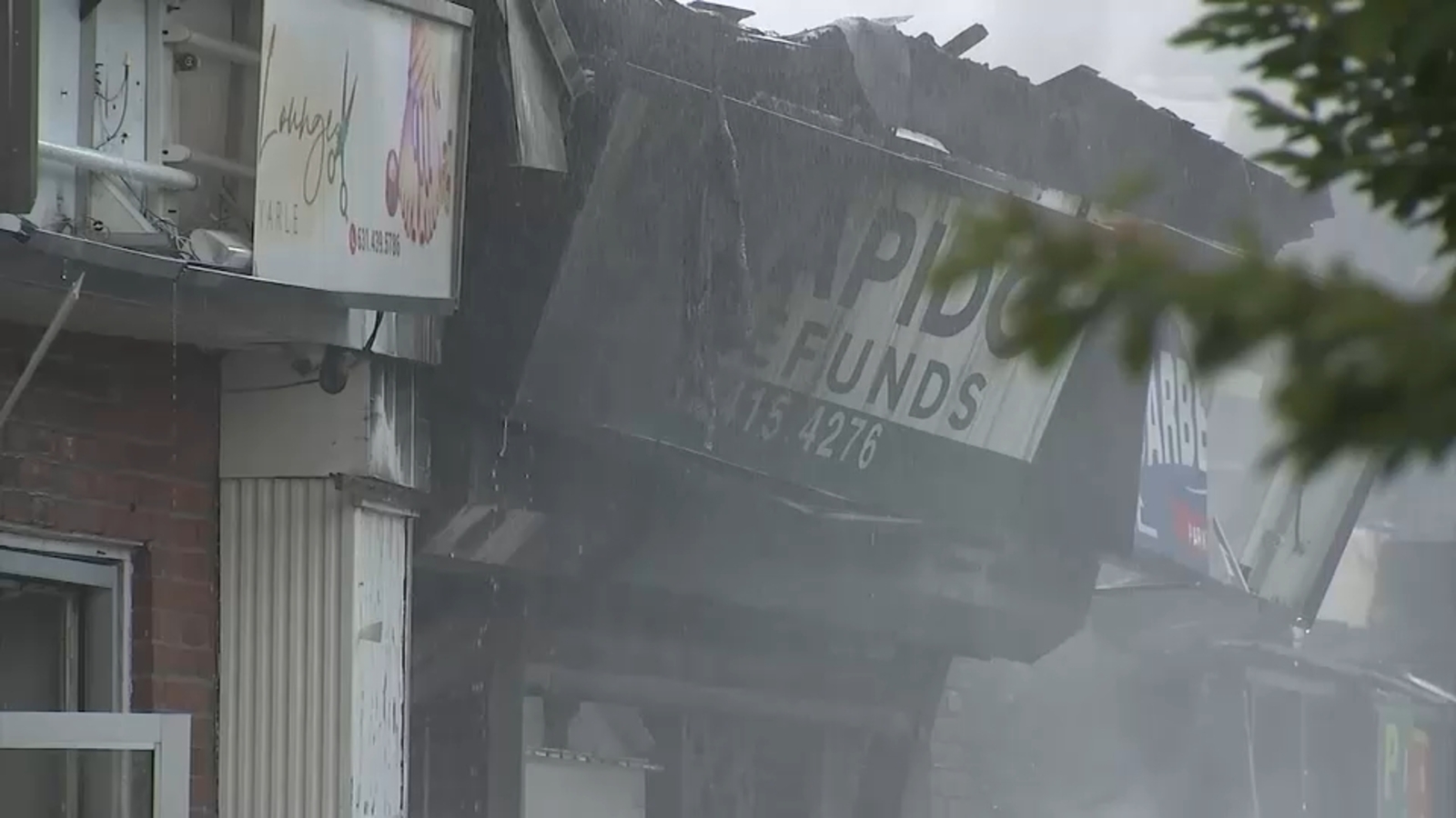 Fire destroys Central Islip strip mall - ABC7 Eyewitness News