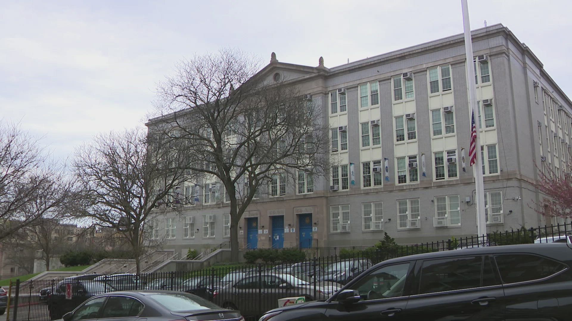 Sources: Troubled student arrested for slashing teen inside high school in Mount Eden - News12 | Long Island