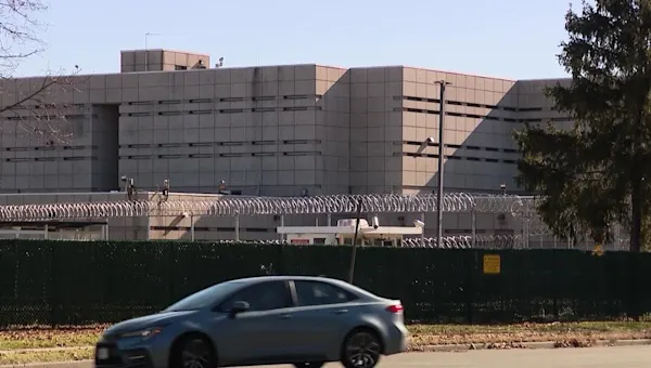 Sources: ICE detainee dies at Nassau County jail; investigation underway - News 12