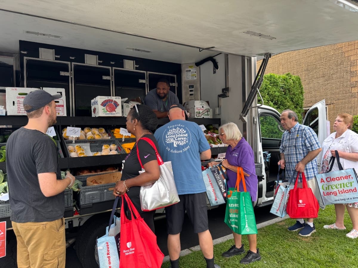 Free Food Distribution For Laid-Off Federal Workers Coming to Hauppauge - Patch