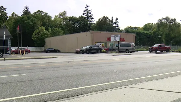 NYPD detective suspended, accused of flashing gun near South Huntington night club - News 12