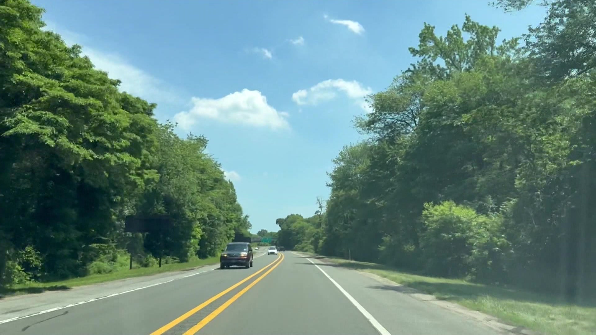 Patchogue Man Dies In Head On Crash On Bethpage State Parkway - News12 | Long Island