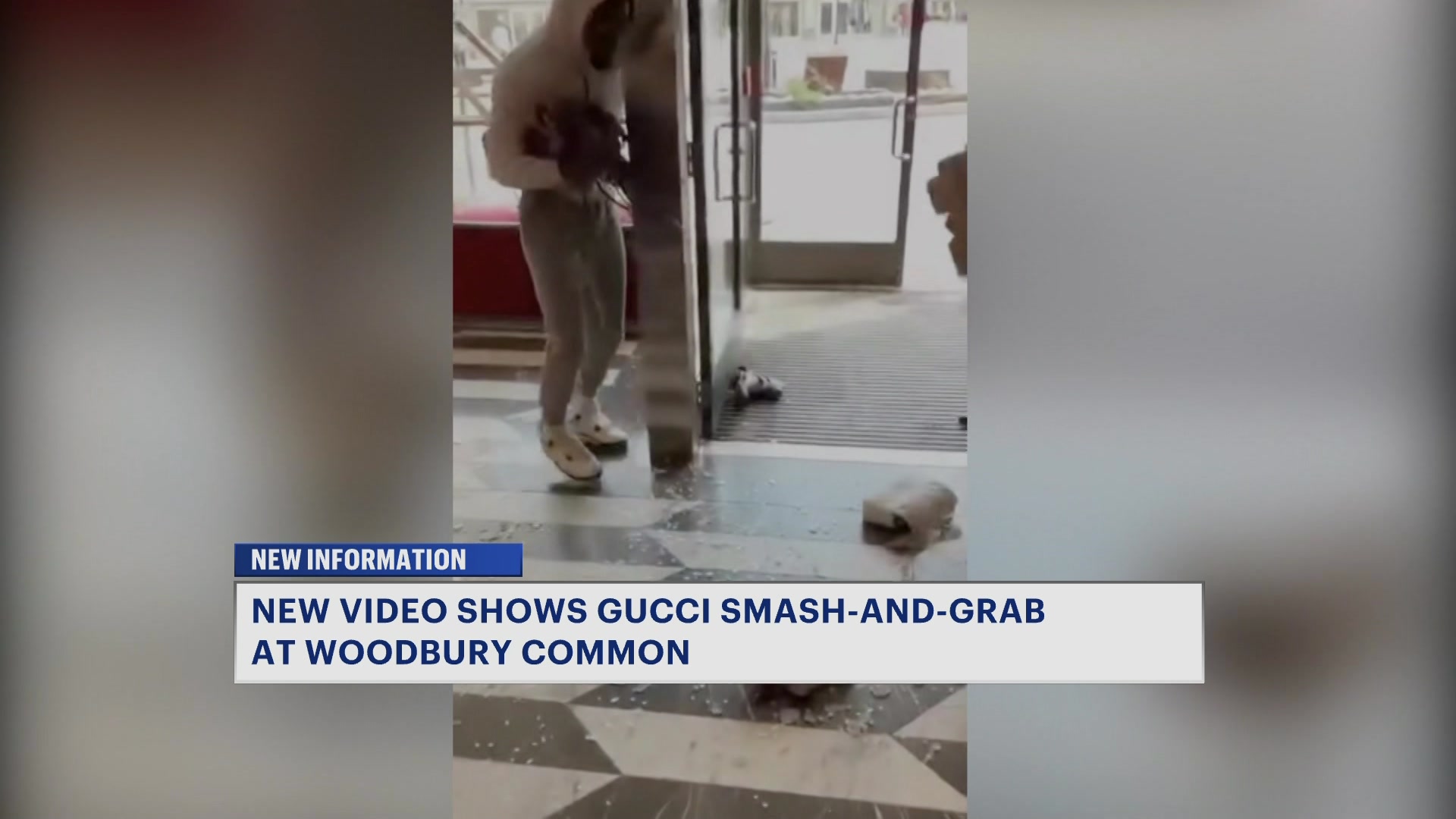 New video shows suspects ransacking Gucci store during Woodbury Common smash-and-grab - News12 | Long Island