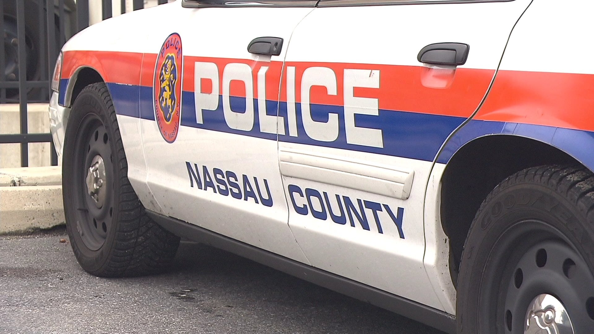 Sources 2 Nassau Police Officers Arrested In Drug Probe 38353693 - News12 | Long Island
